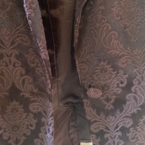 Purple brocade jacket - Picture 3 of 5